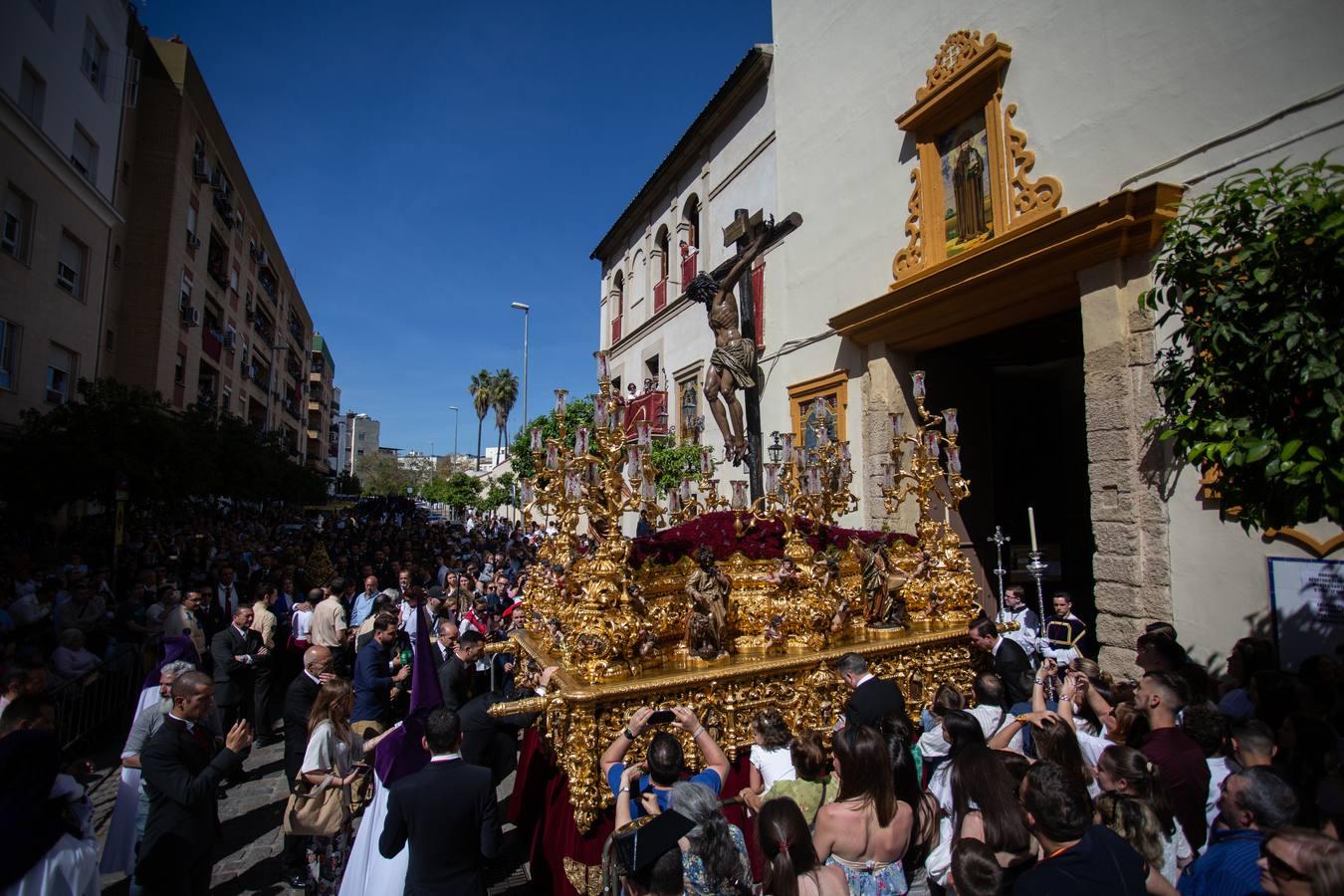 San Benito reluce en su estación de penitencia este Martes Santo