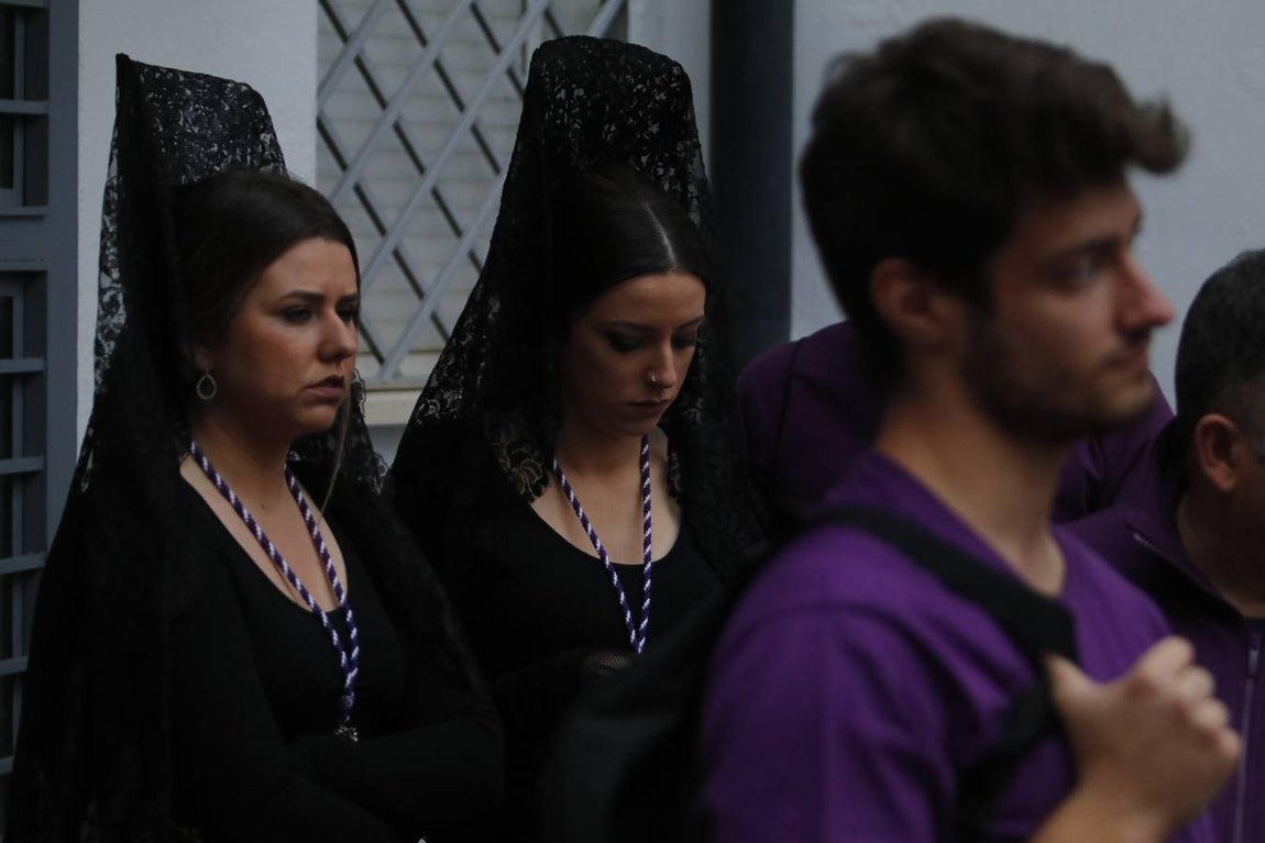 La lluvia de lágrimas en la Pasión por la suspensión, en imágenes