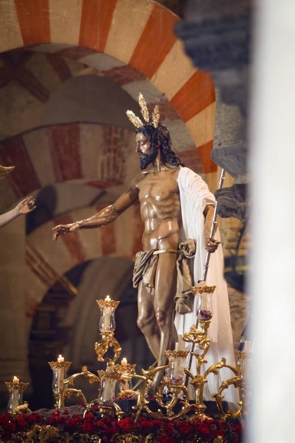 La procesión de Jesús Resucitado de Córdoba, en imágenes