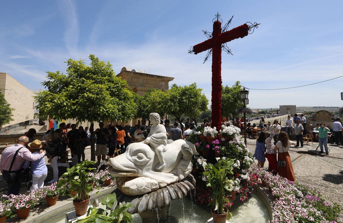 El primer día de Cruces de Mayo de Córdoba 2019, en imágenes