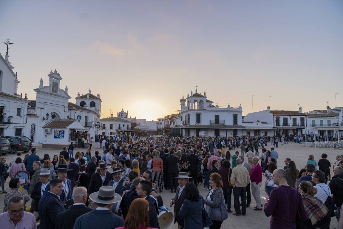 En imágenes, el acto de bendición a la Corona de Amor