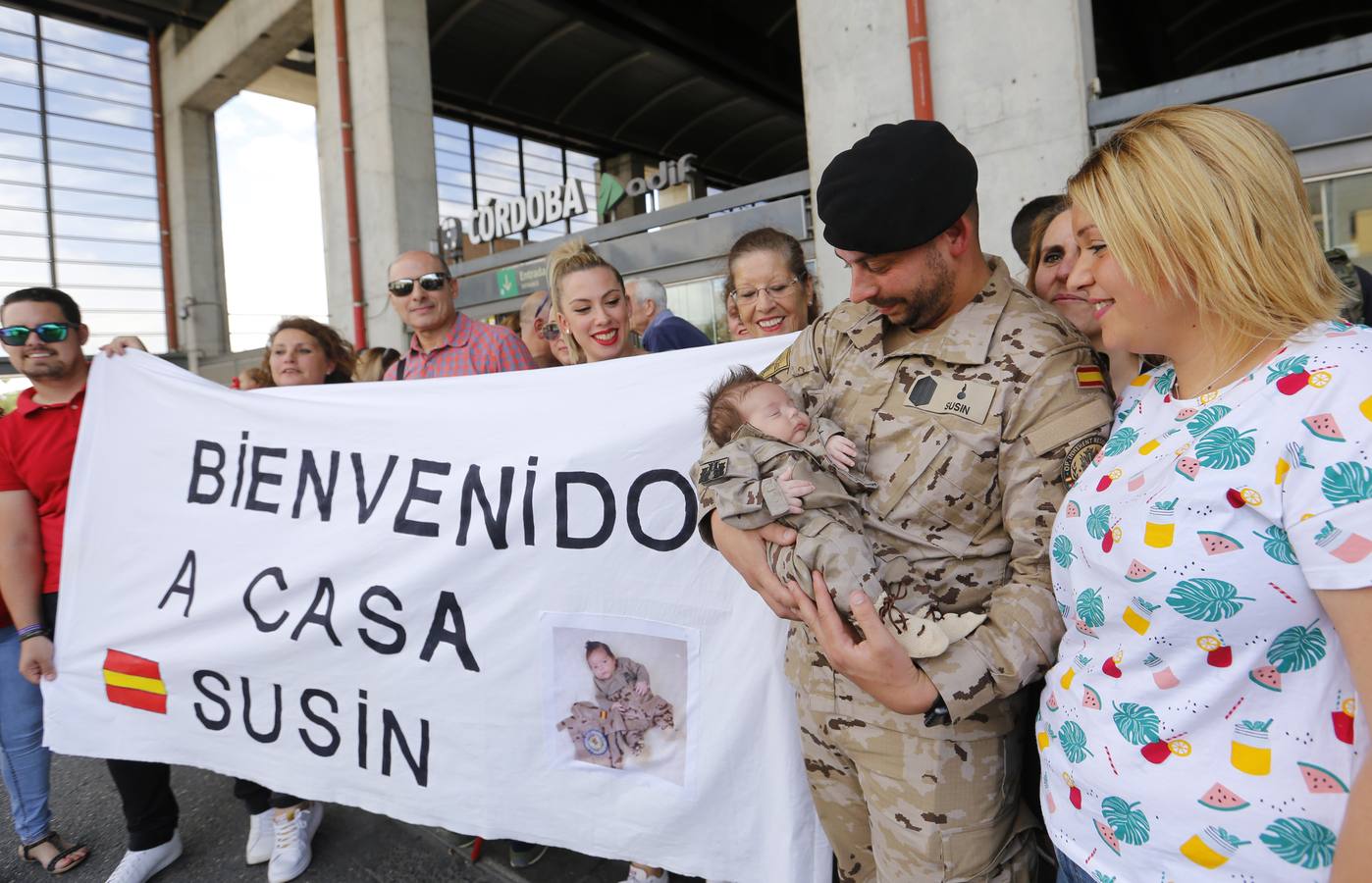 El regreso de la BRI X a Córdoba tras su misión en Irak, en imágenes