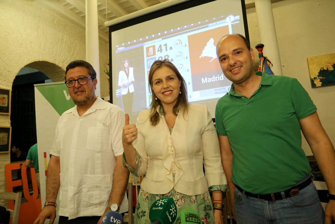 Así vive la noche electoral Vox en Sevilla