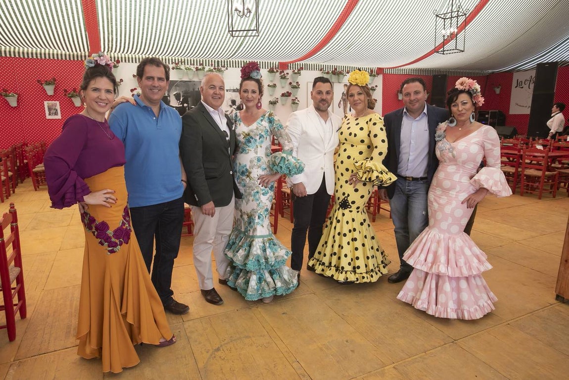 El ambiente del viernes en las casetas de la Feria de Córdoba, en imágenes