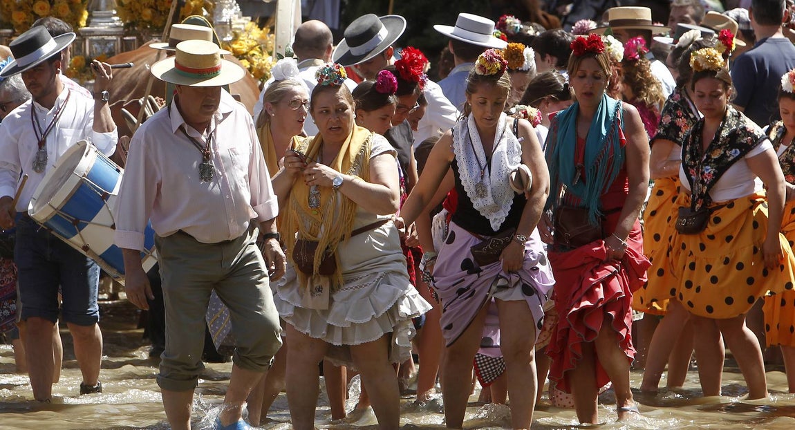 En imágenes, las hermandades de Sevilla, Triana y Sevilla Sur por el Quema (y II)