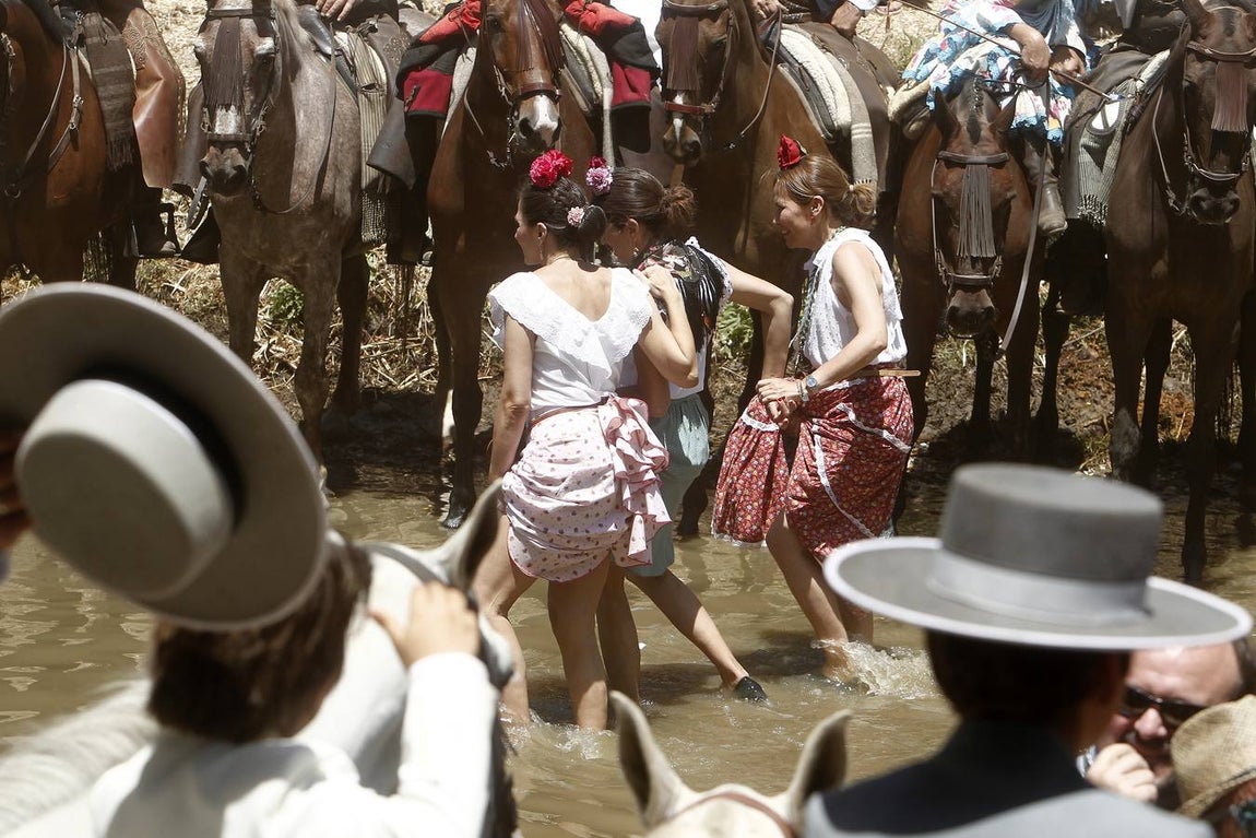 En imágenes, las hermandades de Sevilla, Triana y Sevilla Sur por el Quema (y II)