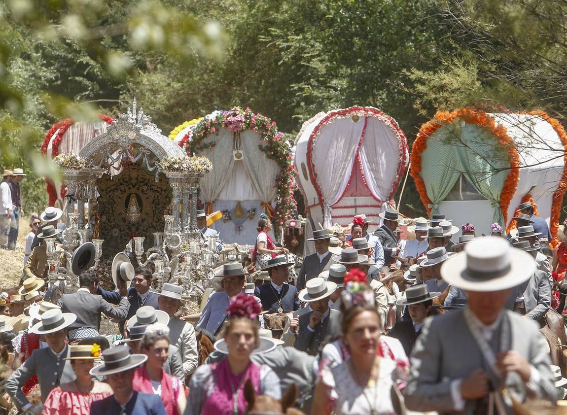 En imágenes, las hermandades de Sevilla, Triana y Sevilla Sur por el Quema (y II)