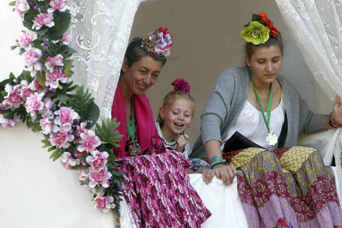 En imágenes, las hermandades de Sevilla, Triana y Sevilla Sur por el Quema (I)