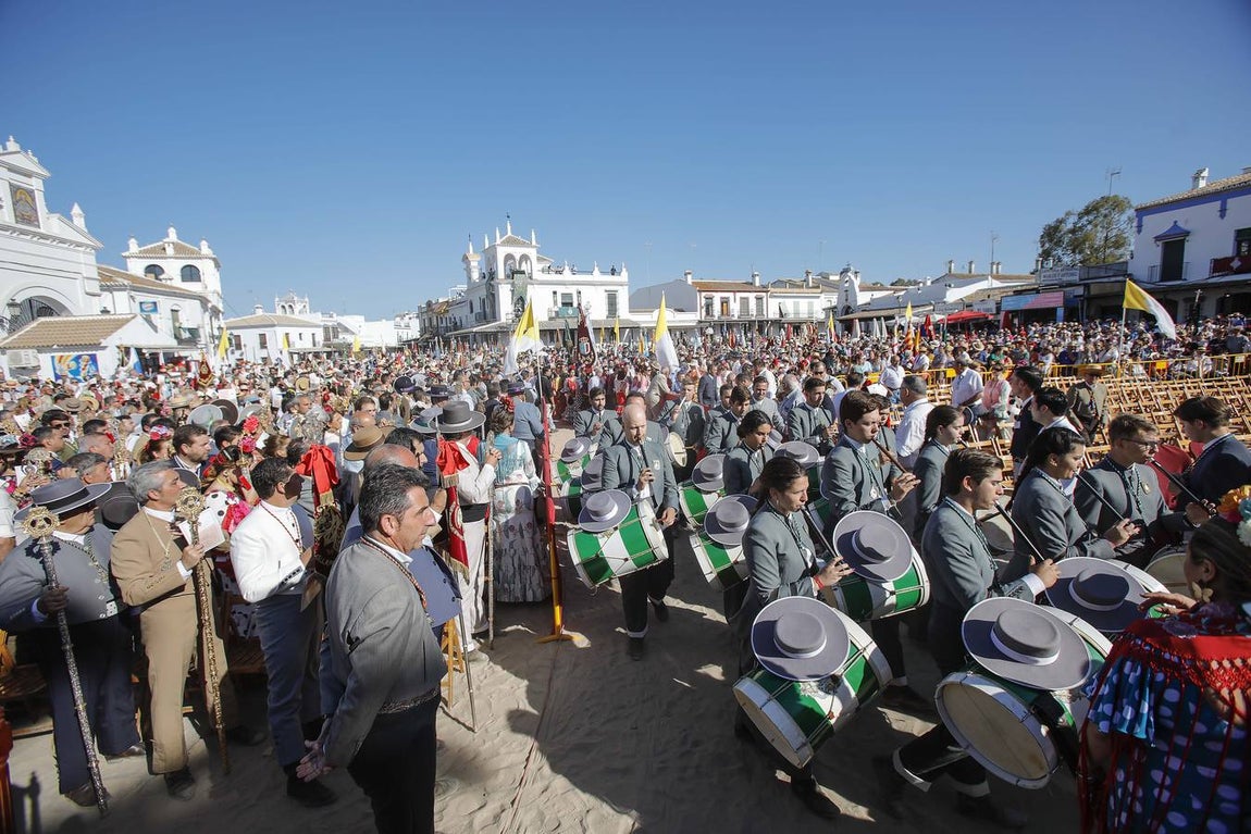 Misa de Pentecostés en El Rocío 2019