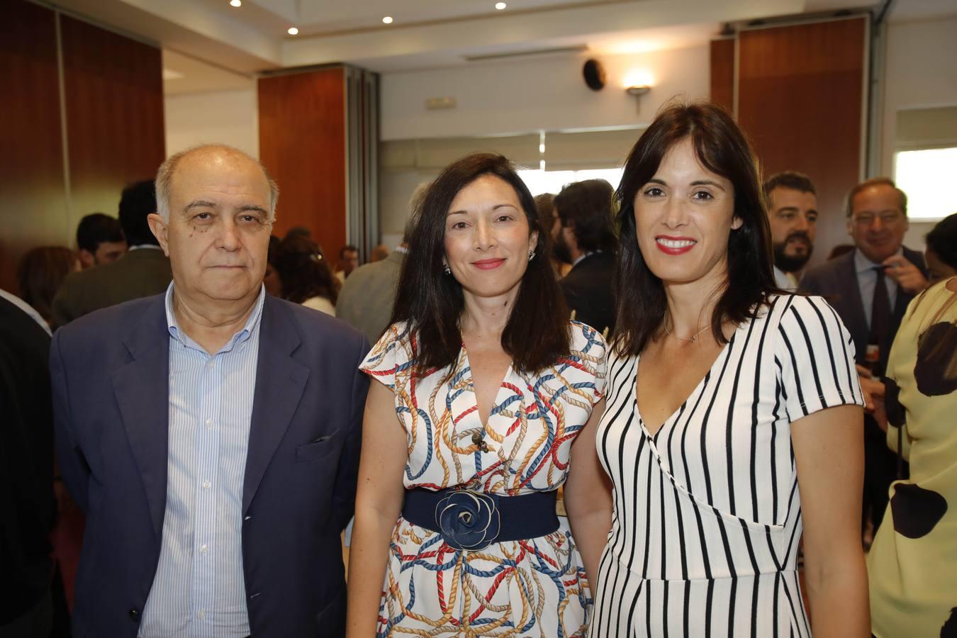 Manuel Capelo, Alejandra Navarro y Zoila Borrego