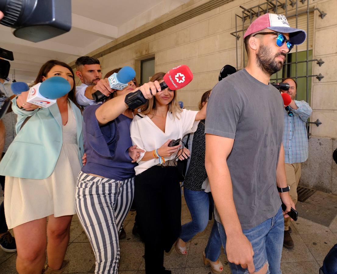 Los últimos momentos en libertad de los miembros de La Manada