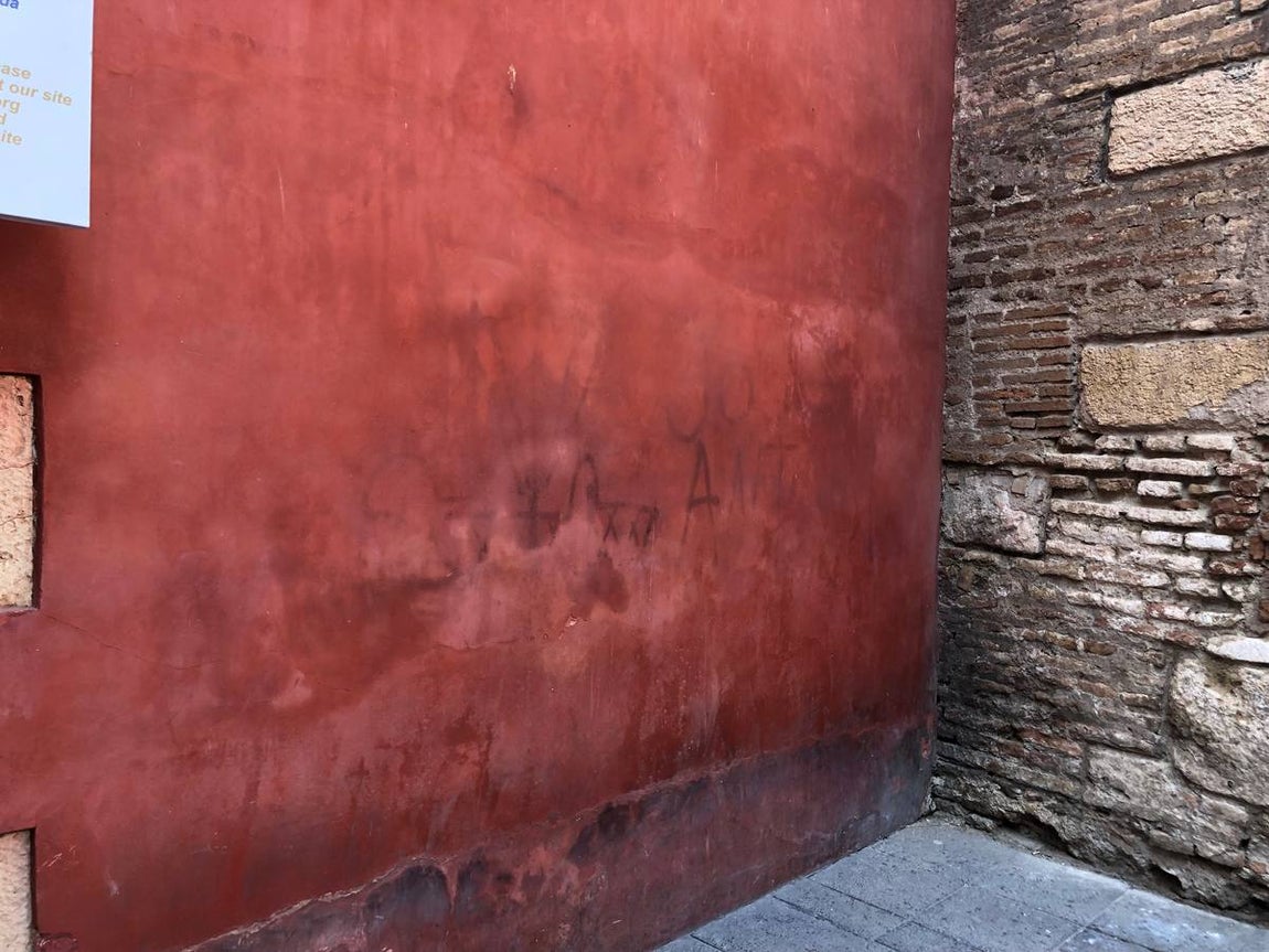 En imágenes, los desperfectos del Alcázar de Sevilla