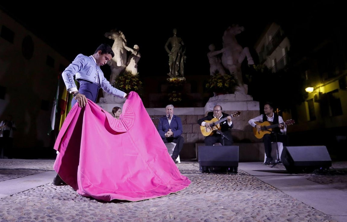 Los homenajes por el 72 aniversario de la muerte de Manolete, en imágenes