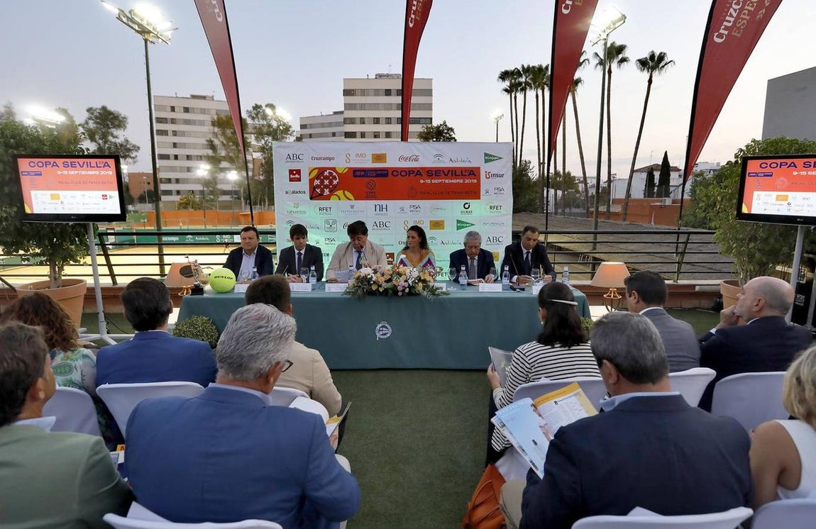 En imágenes: La presentación de La Copa Sevilla de Tenis