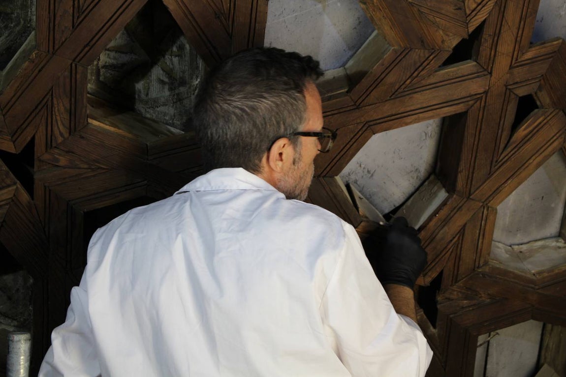 Restauración del retablo del santuario de Consolación de Utrera