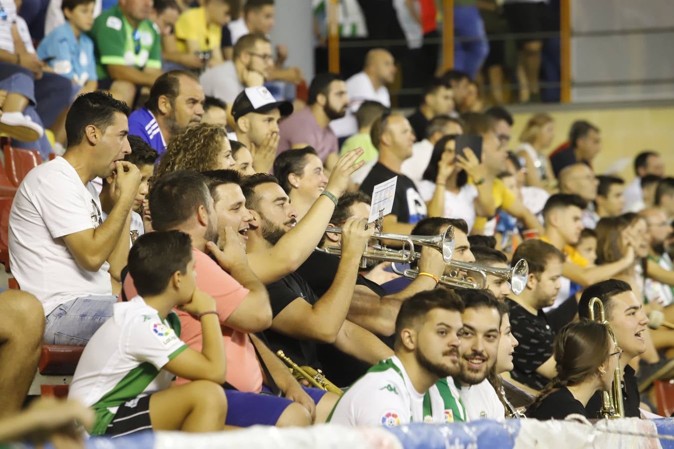 El ambiente en Vista Alegre y lo mejor del Córdoba-Inter, en imágenes