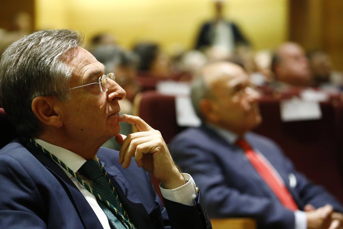 La apertura del curso en la Real Academia de Córdoba, en imágenes