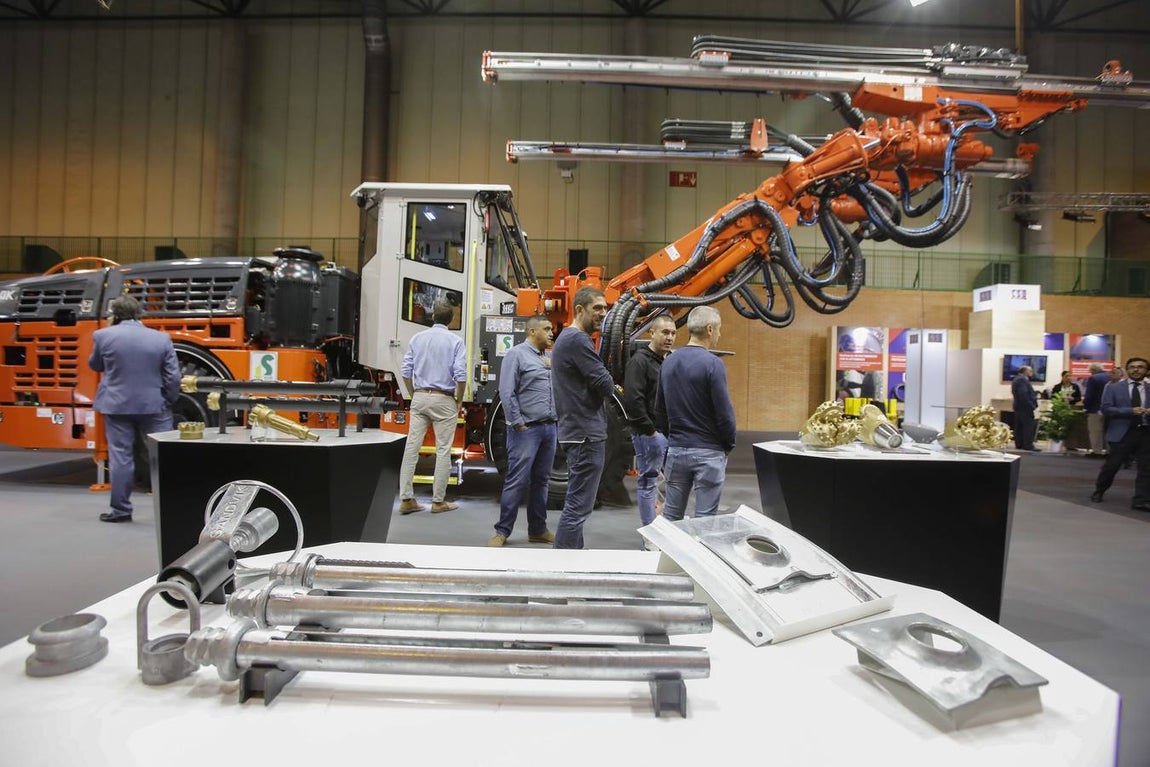 Crónica gráfica del III Salón Internacional de la Minería, que tiene lugar en Sevilla