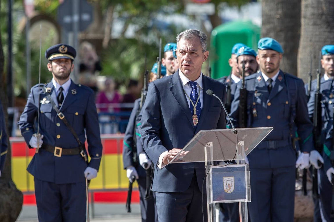 En imágenes, jura de bandera civil en Tomares
