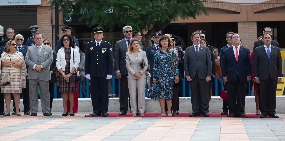 En imágenes, jura de bandera civil en Tomares