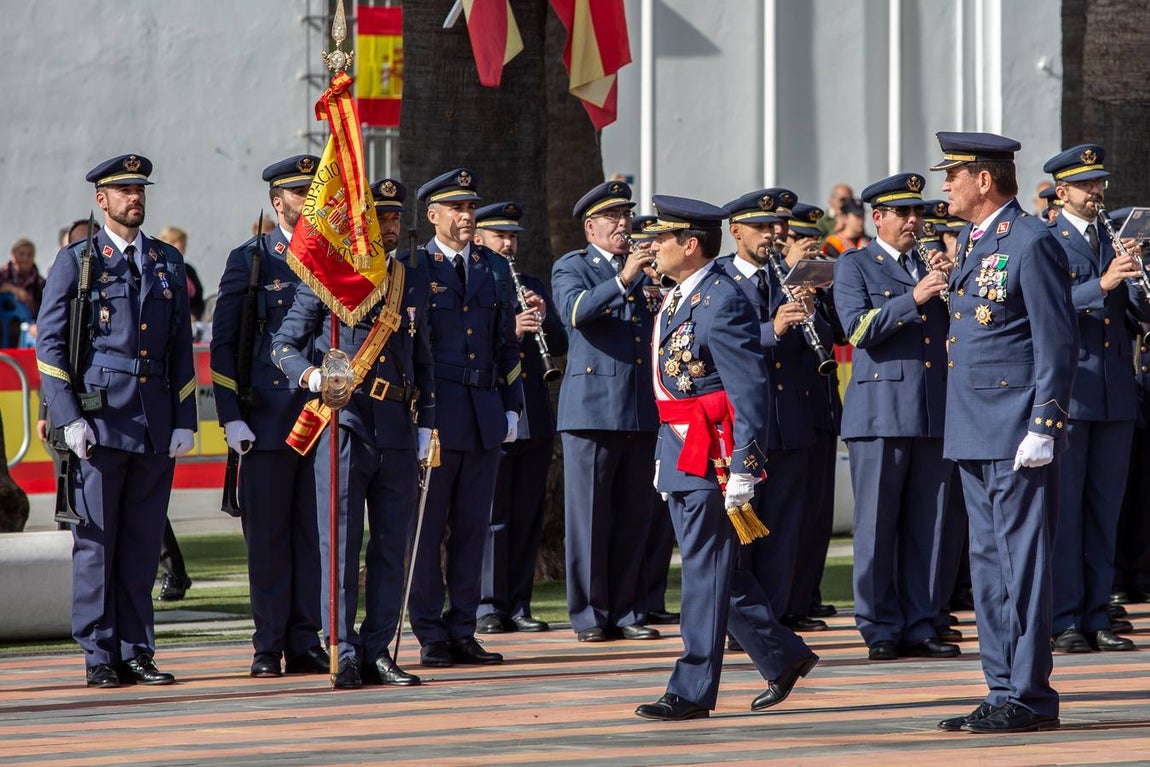 En imágenes, jura de bandera civil en Tomares