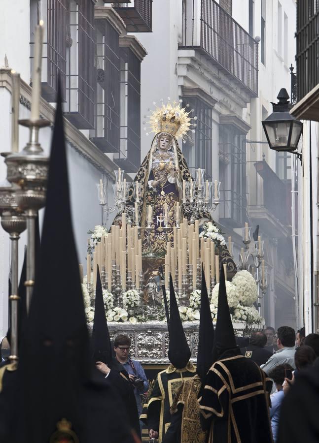 En imágenes, un recorrido por la historia de la Virgen de los Dolores de Córdoba