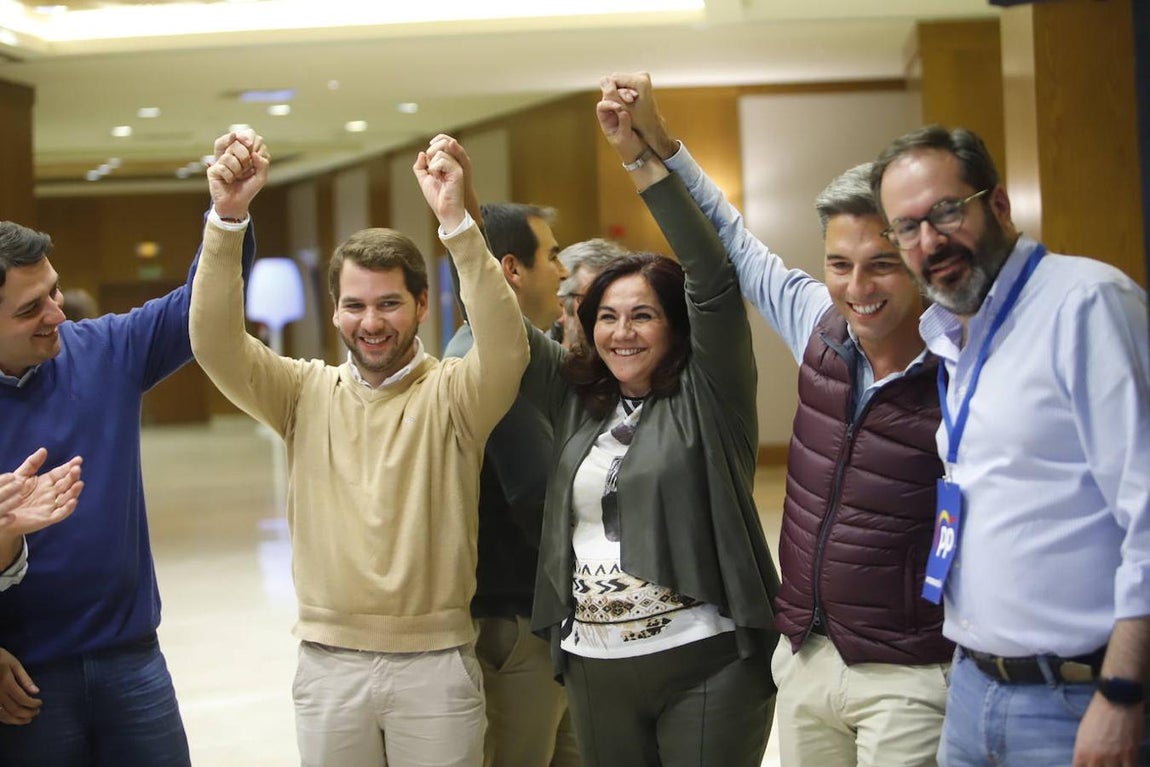La noche de las elecciones en Córdoba  del PP, en imágenes