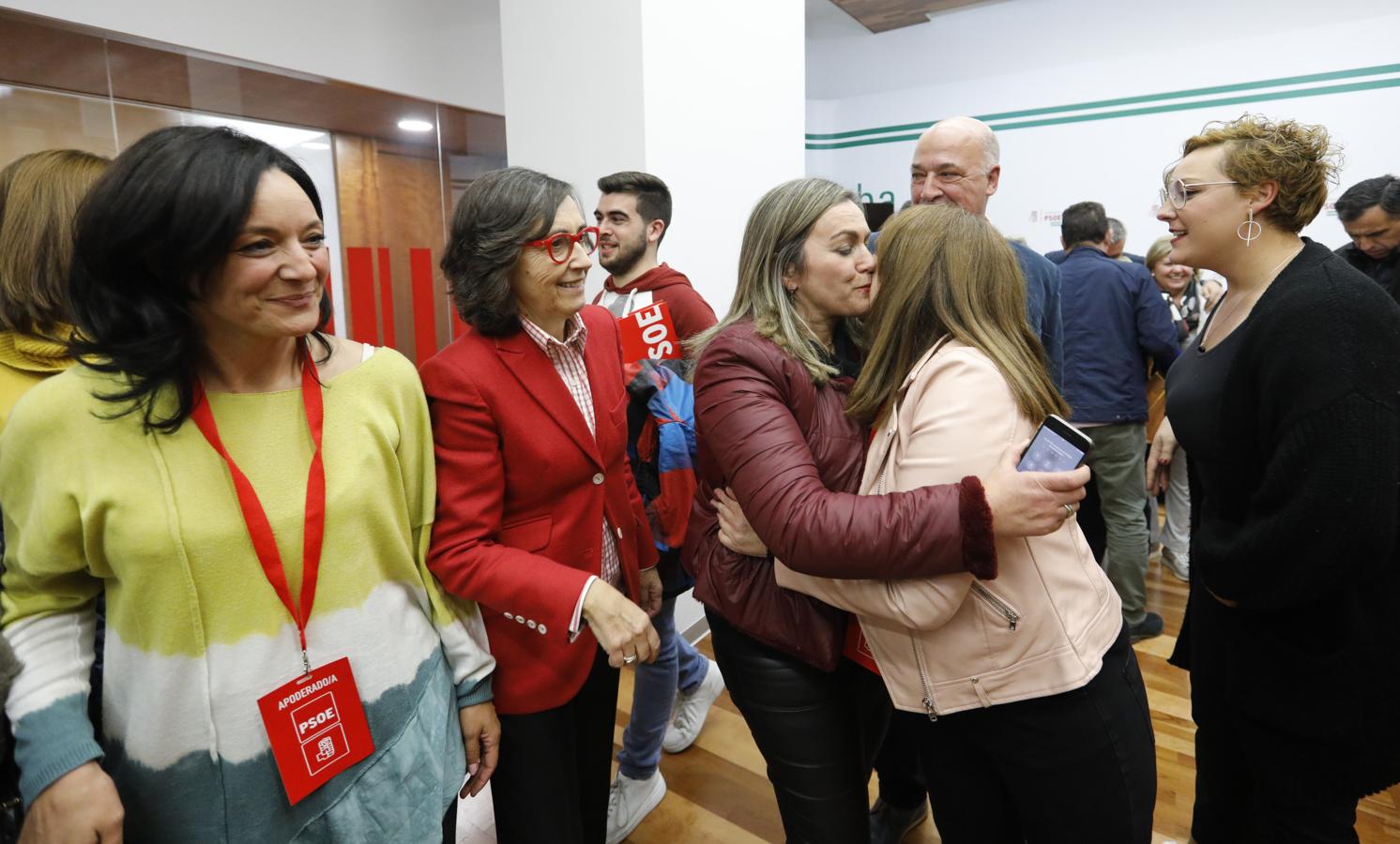 La noche de las elecciones generales en Córdoba para el PSOE, en imágenes