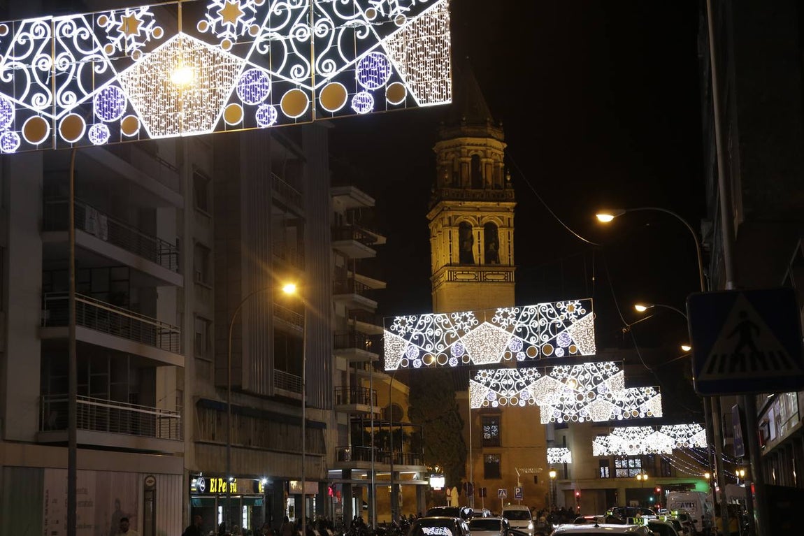 Fotogalería: Sevilla luce ya su alumbrado navideño