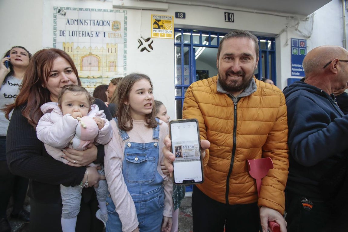 Celebración en la administración utrerana de Belinda Montoya. 