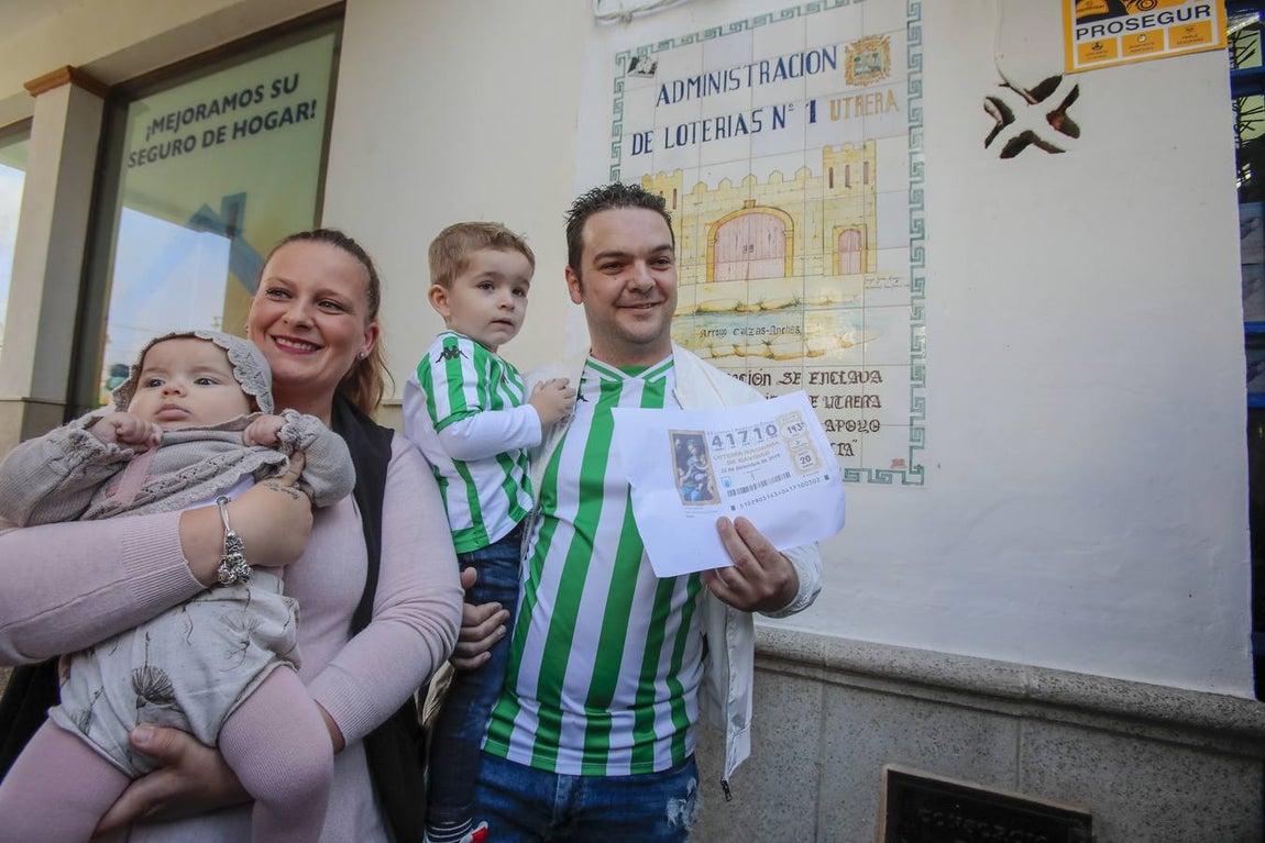 Celebración en la administración utrerana de Belinda Montoya. 
