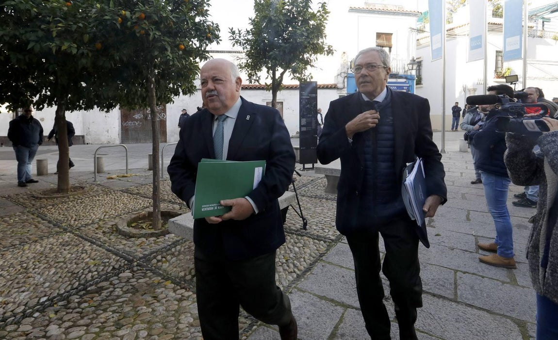 La reunión del Consejo de Gobierno de la Junta en Córdoba, en imágenes