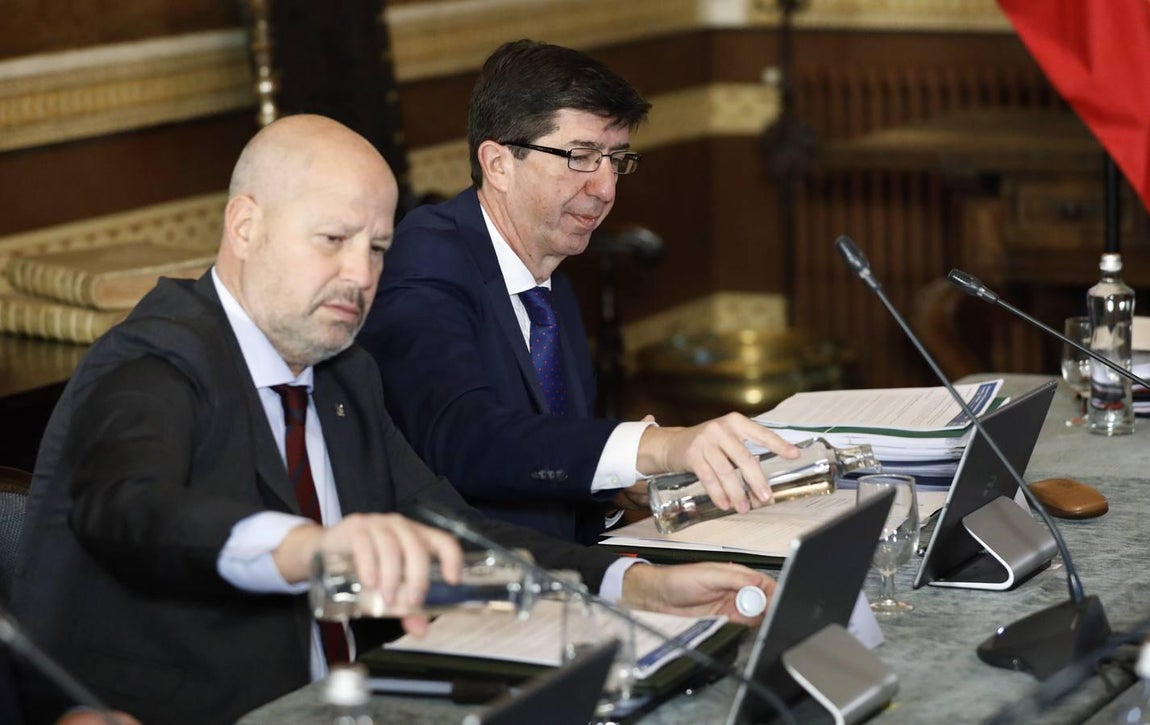 La reunión del Consejo de Gobierno de la Junta en Córdoba, en imágenes