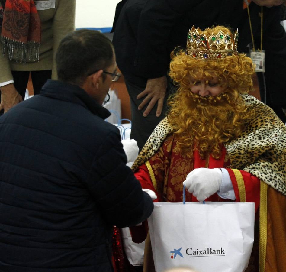 En imágenes, visita de los Reyes Magos al centro penitenciario Sevilla I