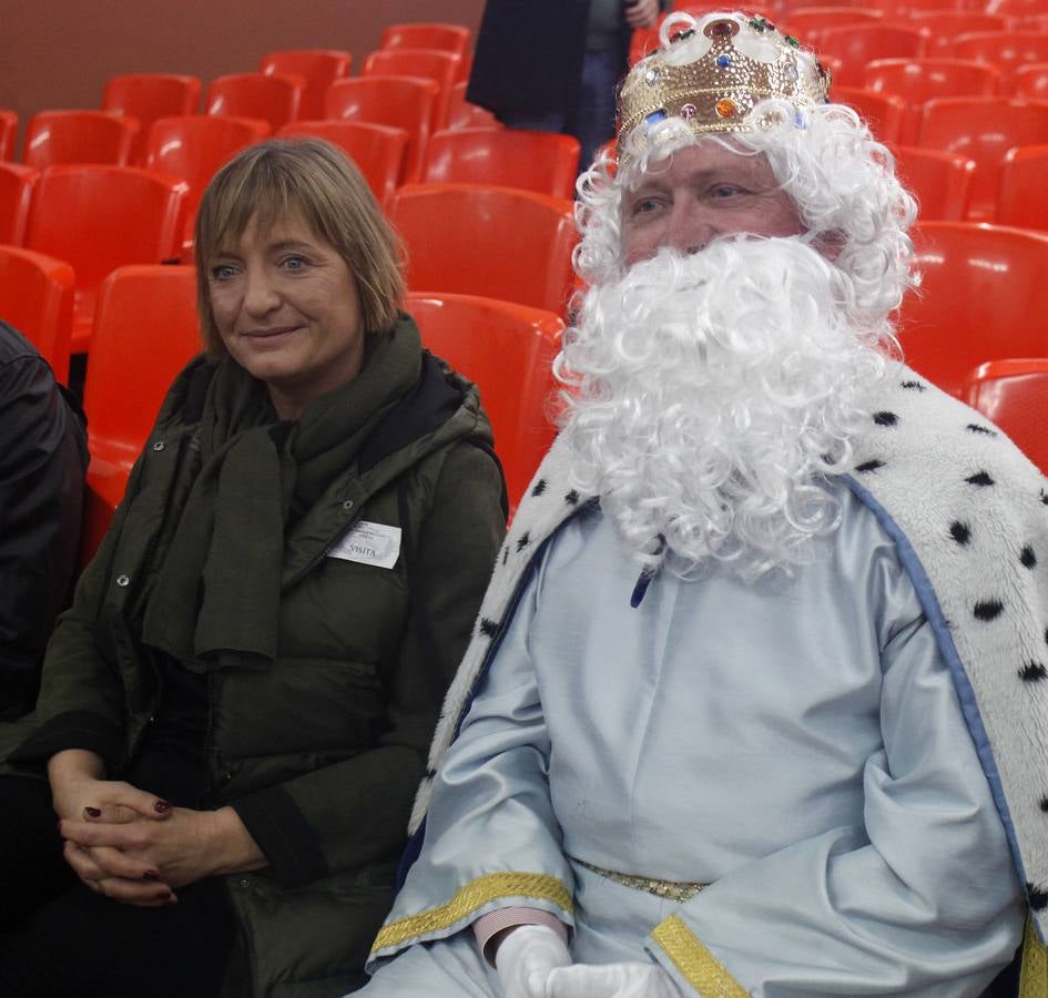En imágenes, visita de los Reyes Magos al centro penitenciario Sevilla I