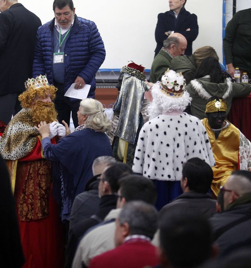 En imágenes, visita de los Reyes Magos al centro penitenciario Sevilla I