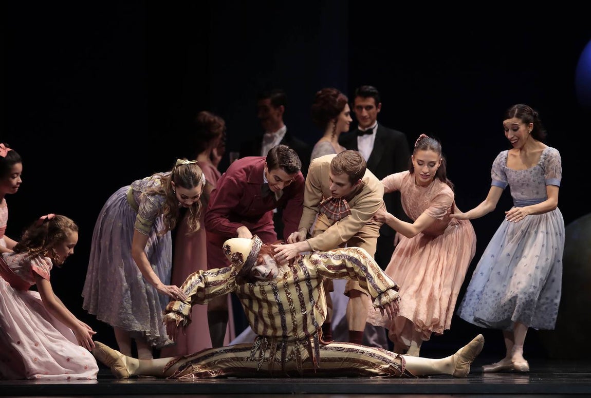 «El Cascanueces» de la Compañía Nacional de Danza, en imágenes