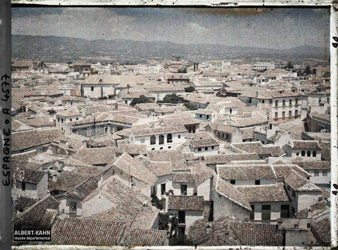 Galería: Imágenes a color de la Mezquita-Catedral de Córdoba y su entorno en 1914