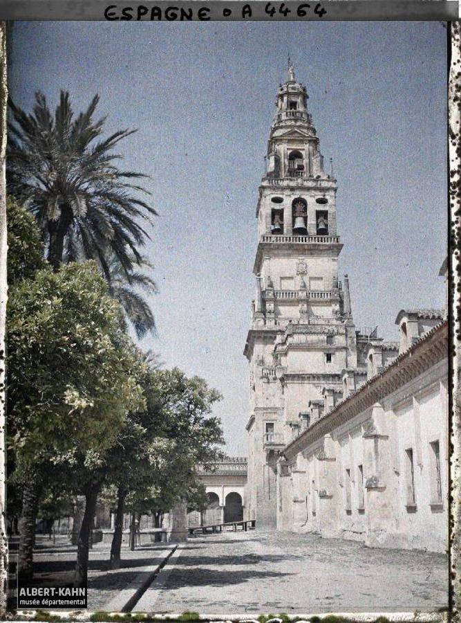 Galería: Imágenes a color de la Mezquita-Catedral de Córdoba y su entorno en 1914