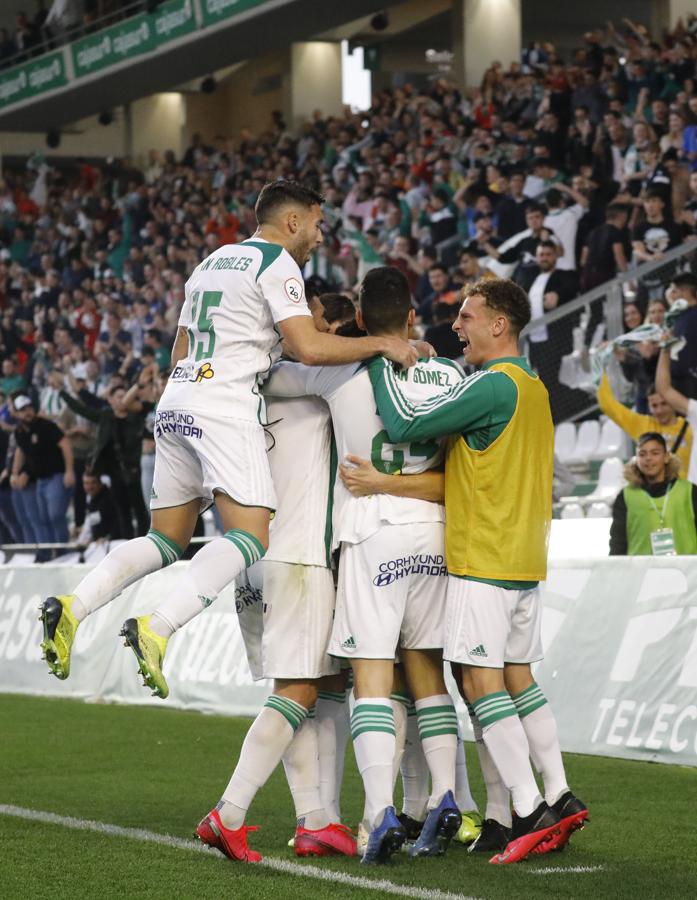 Las mejores jugadas del Córdoba CF-Yeclano, en imágenes
