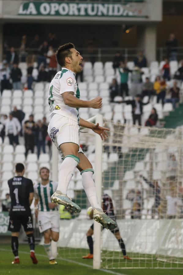 Las mejores jugadas del Córdoba CF-Yeclano, en imágenes