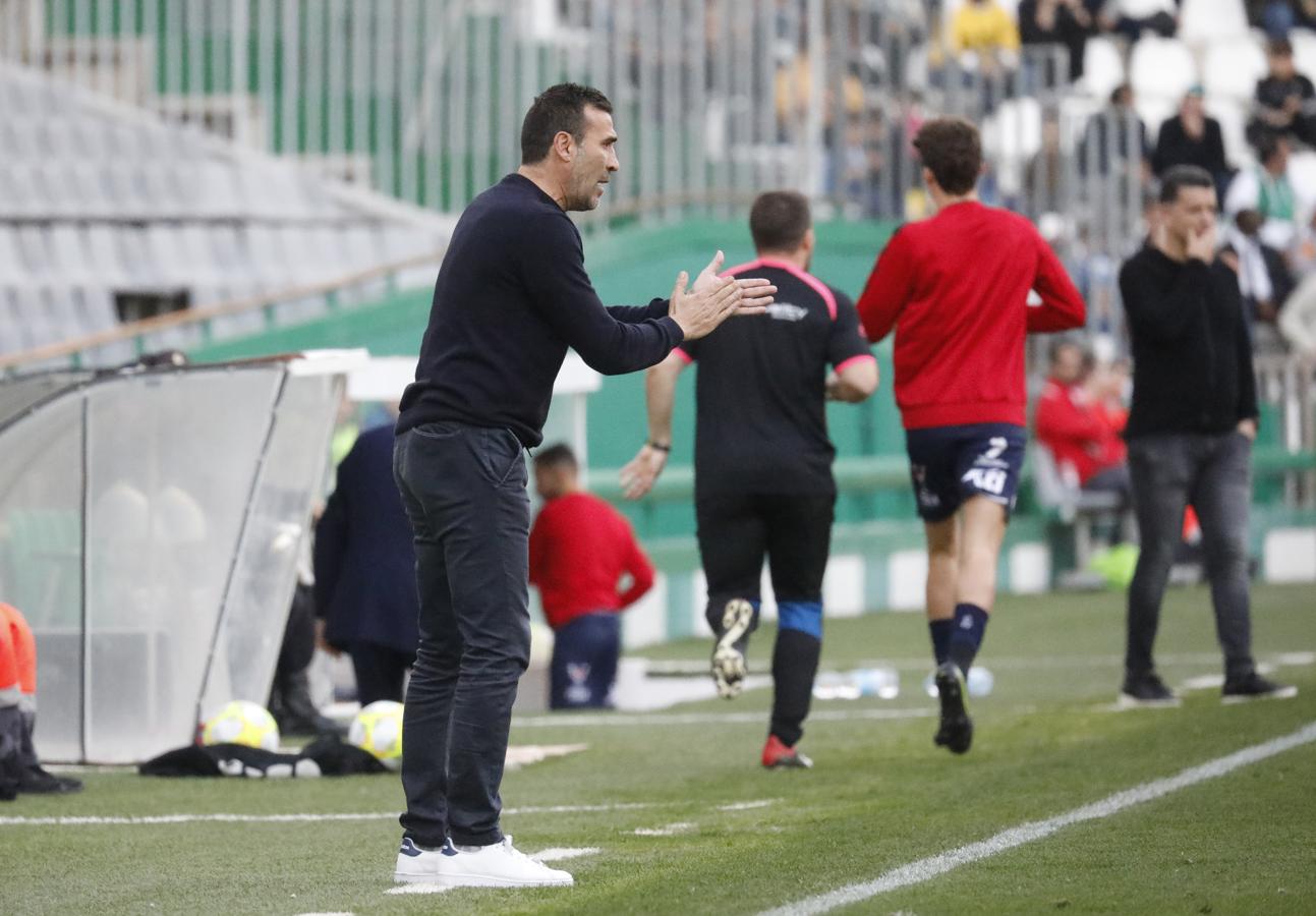 Las mejores jugadas del Córdoba CF-Yeclano, en imágenes