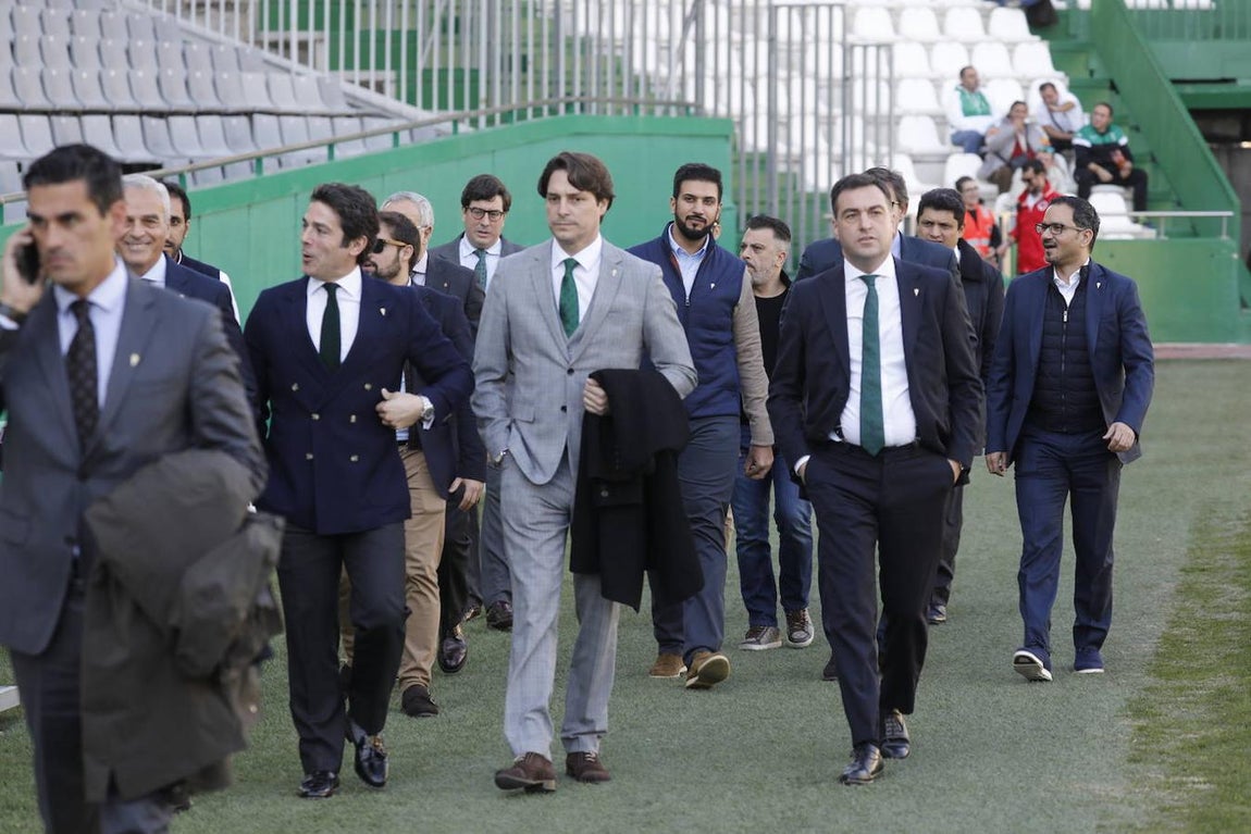 El ambiente en la grada del Córdoba-Yeclano, en imágenes