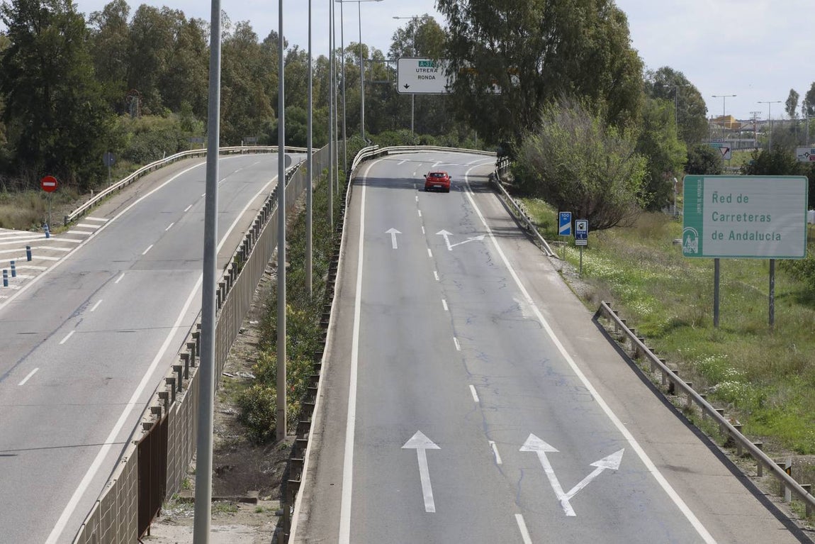 Coronavirus en Sevilla: carreteras desiertas, en cumplimiento del estado de alarma