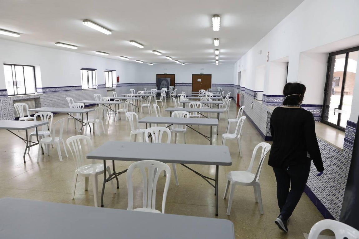 La vida confinada por coronavirus en el Colegio Séneca de Córdoba para los sin techo