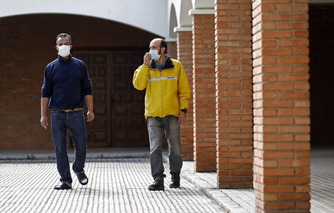 La vida confinada por coronavirus en el Colegio Séneca de Córdoba para los sin techo