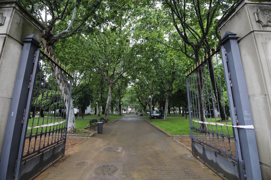 En imágenes, la primera salida de los niños a la calle en Córdoba (I)