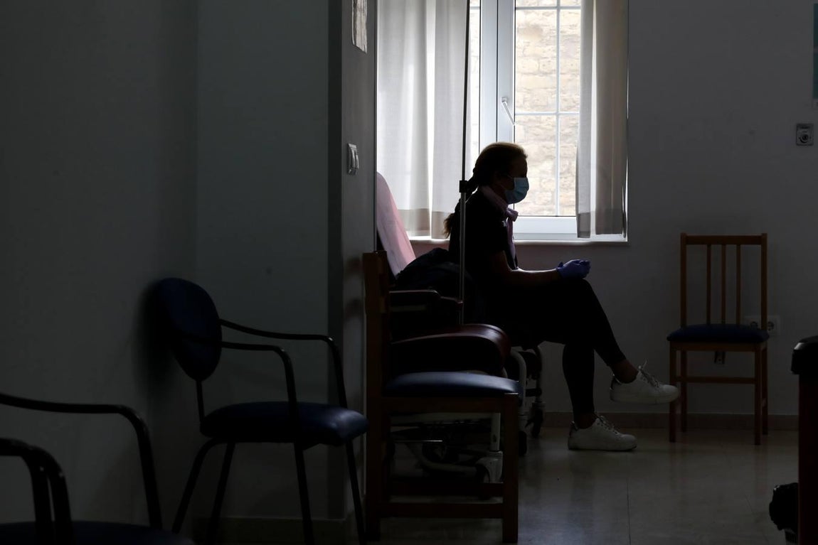 La lucha del Hospital de la Cruz Roja de Córdoba contra el coronavirus, en imágenes