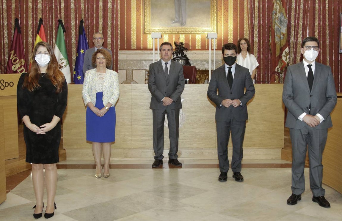 Acuerdo para el «rescate social» en Sevilla