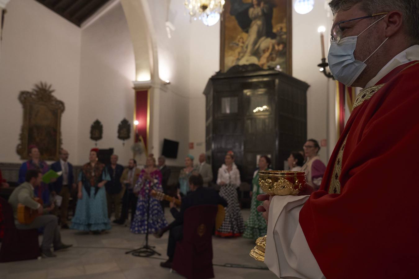 La Virgen del Rocío preside un histórico Pontifical en Almonte